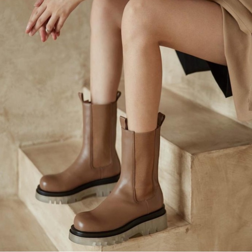 Looks Like Summer Sarya tan leather platform Chelsea ankle boot combat moto